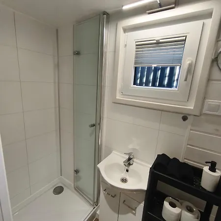 Nyaraló Tinyhouse Under Watertower